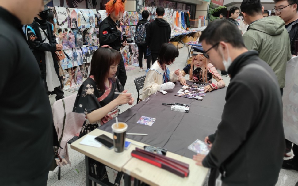 10.5 郑州中二病漫展花玲和林簌的舞台访谈