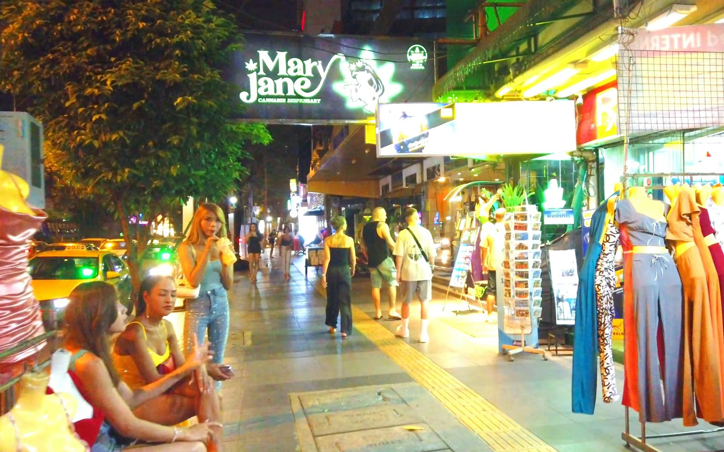 去泰国旅游一定要去娜娜广场