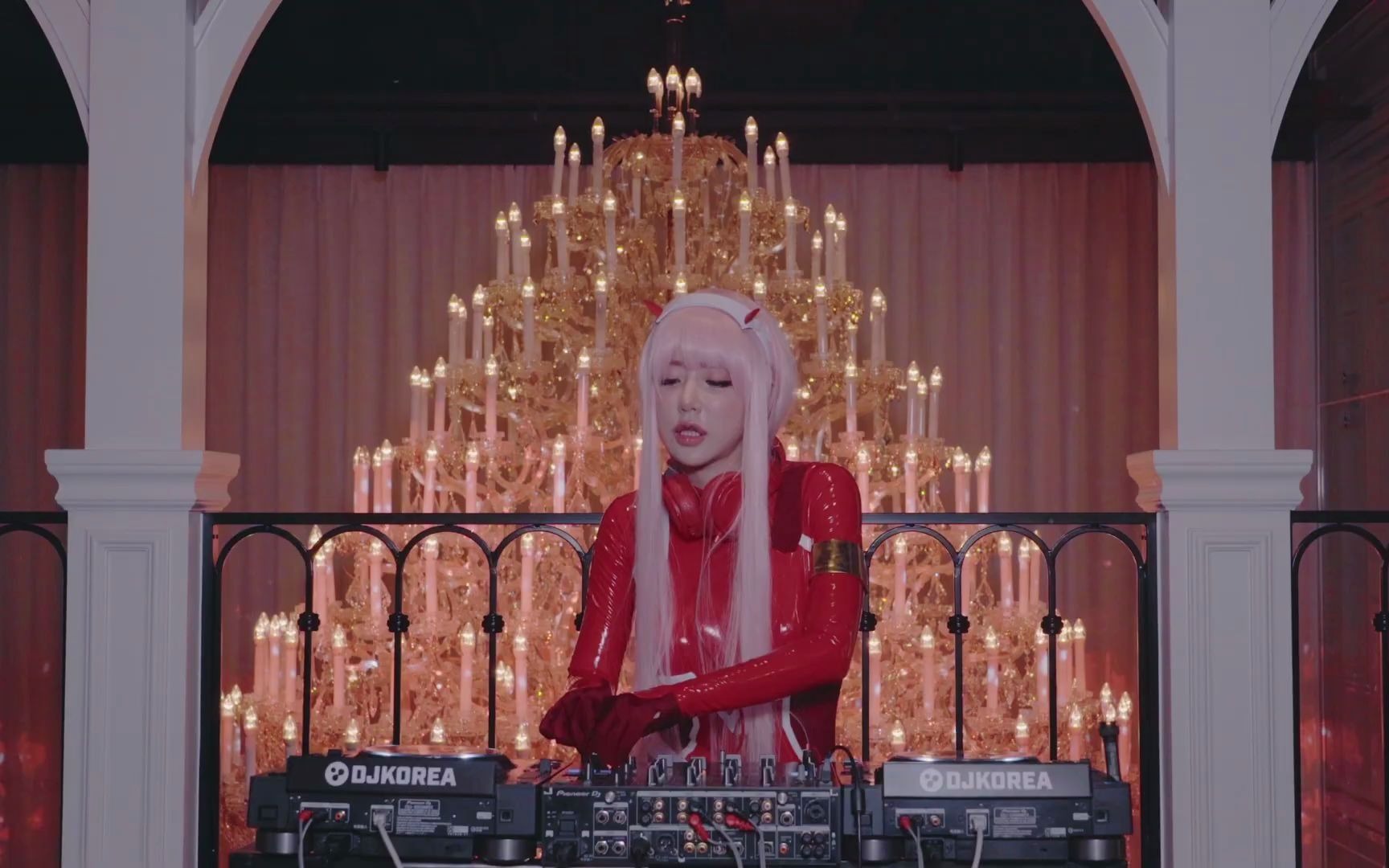 dj soda 最新cosplay打碟现场