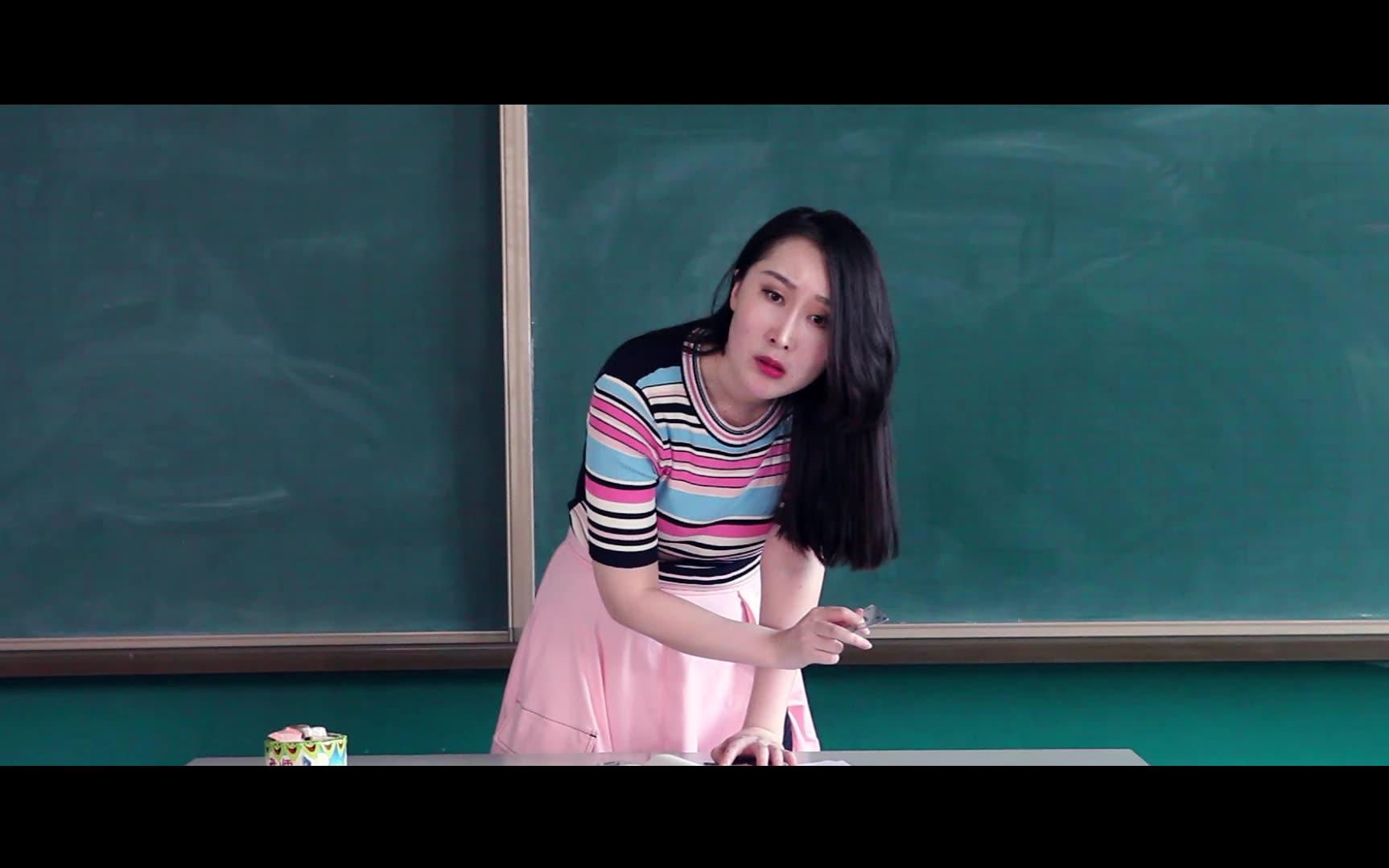 班主任统计夏令营人数,念到4个人觉得不对劲,一开窗户差点气晕_哔哩