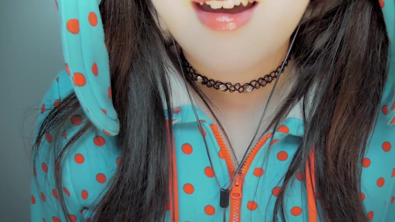 【老番茄ppomo78油管原画】用日语触发词移动真实的耳语