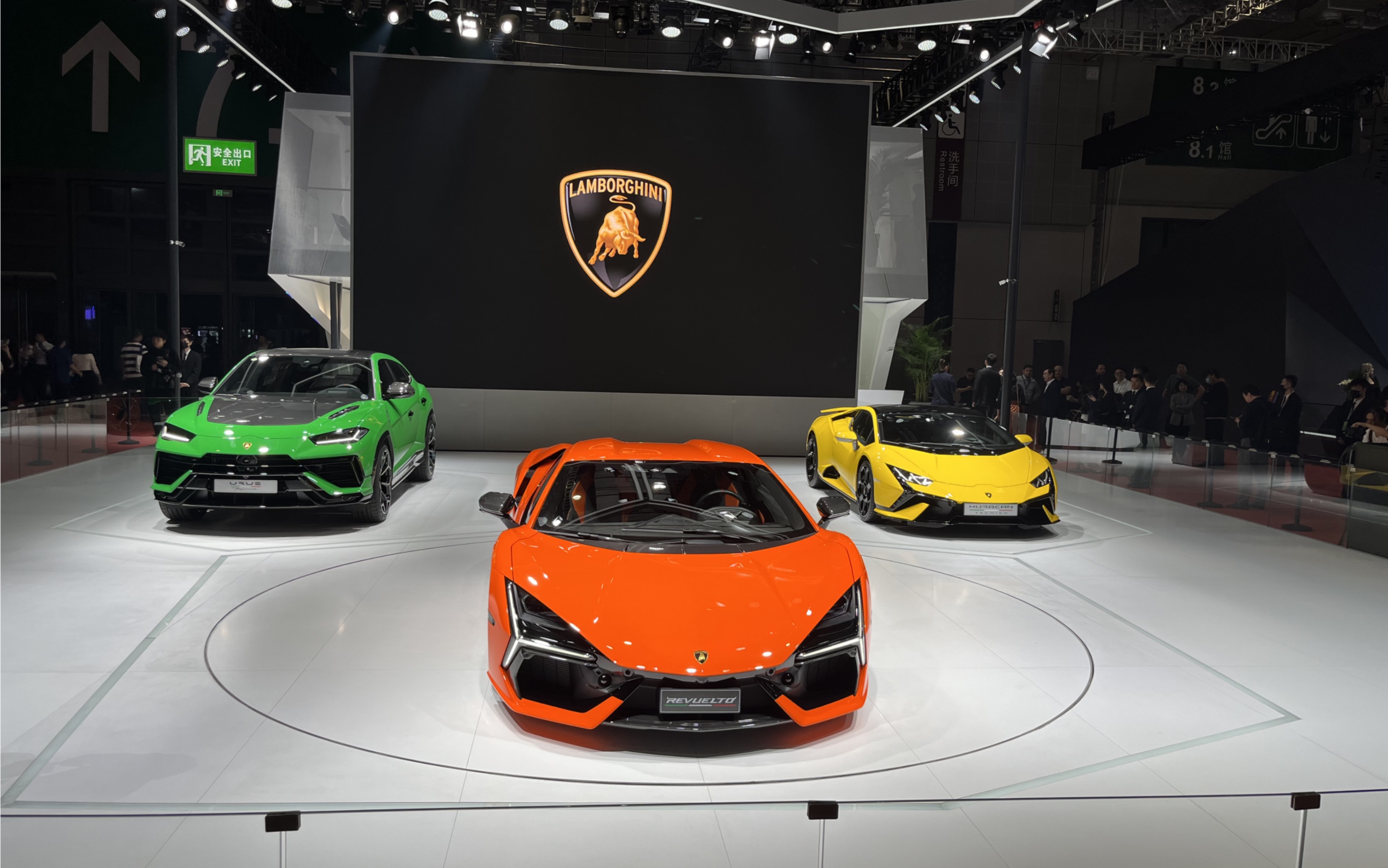 壁纸该换了!兰博基尼全新"大牛"上市