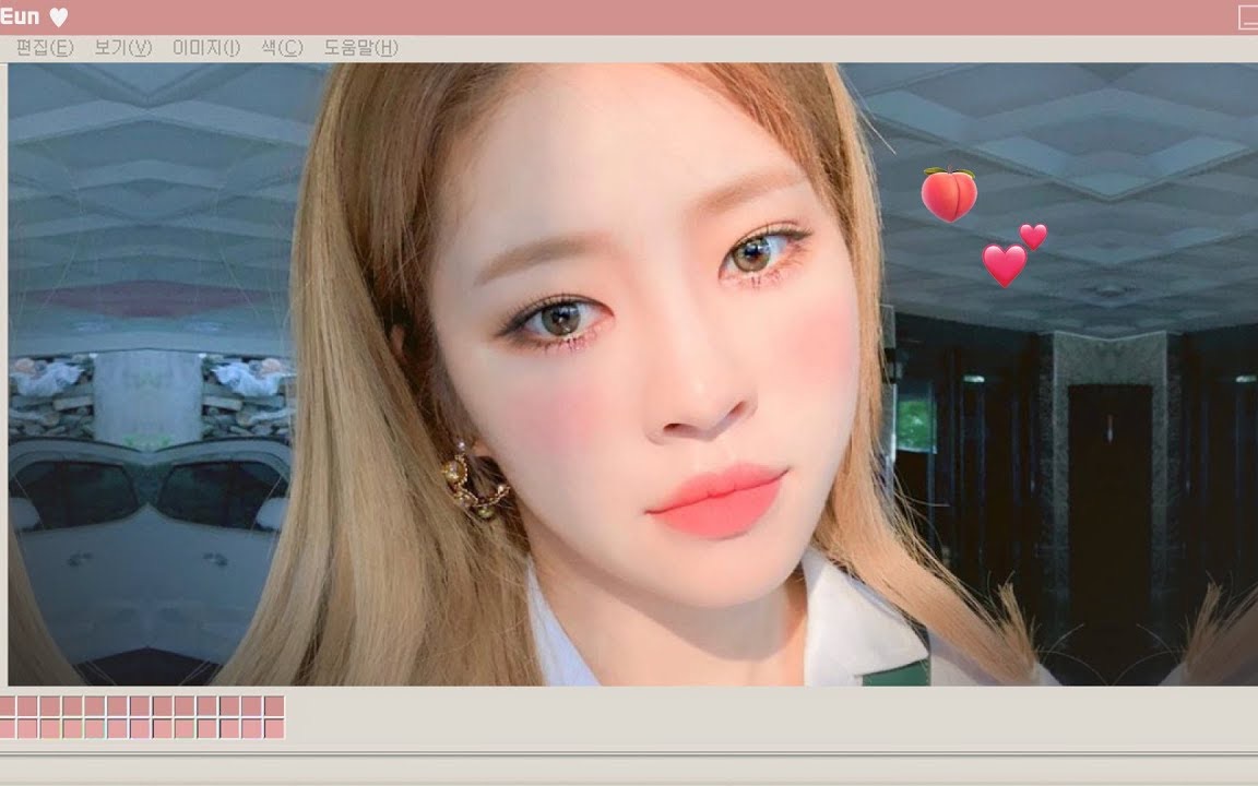 韩国美妆化妆师尚恩欧尼的光彩照人粉色妆容