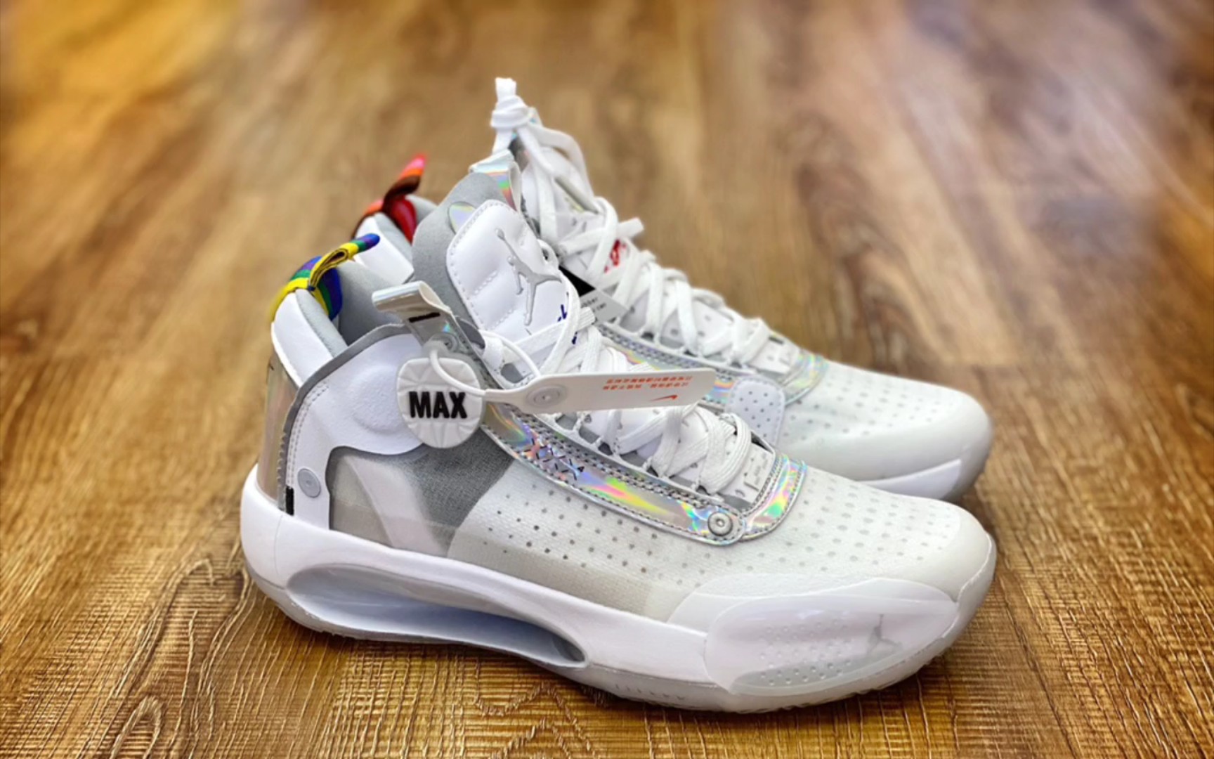 aj34白镭射!巅峰实战球鞋!3连加评论留言码数!随机赠送一双!