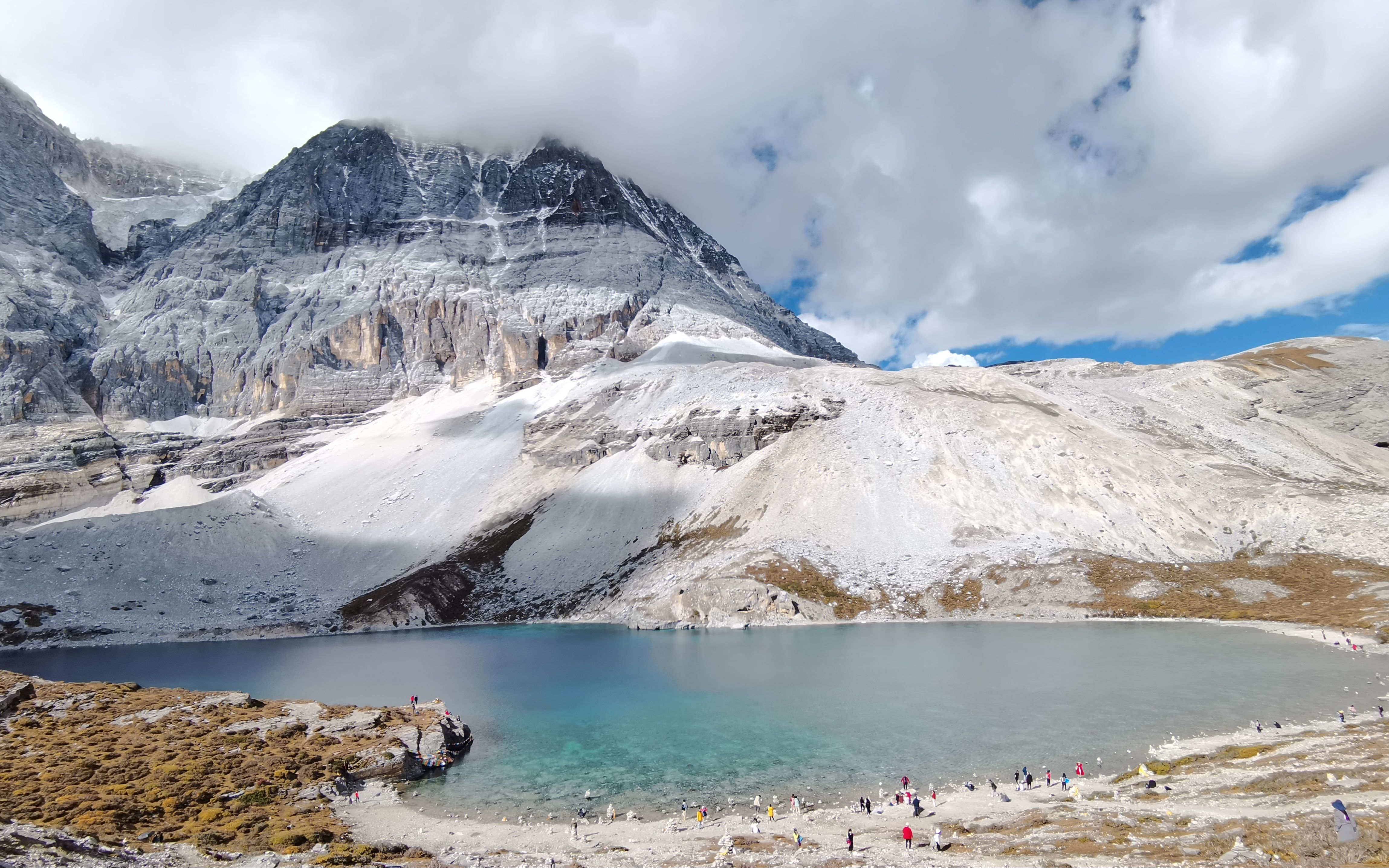 稻城亚丁五色湖