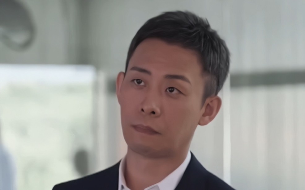 【张译】明明是参观,硬是走出了领导视察的样子