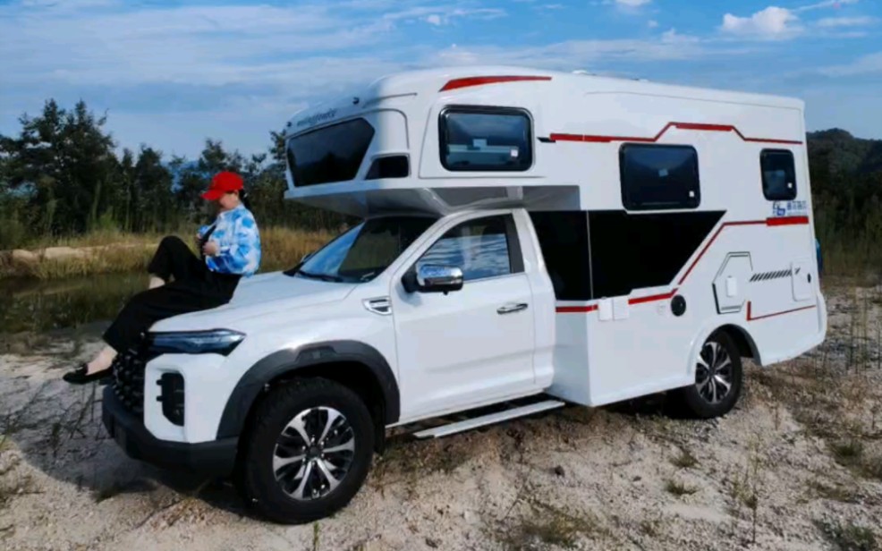 银派四驱皮卡越野房车