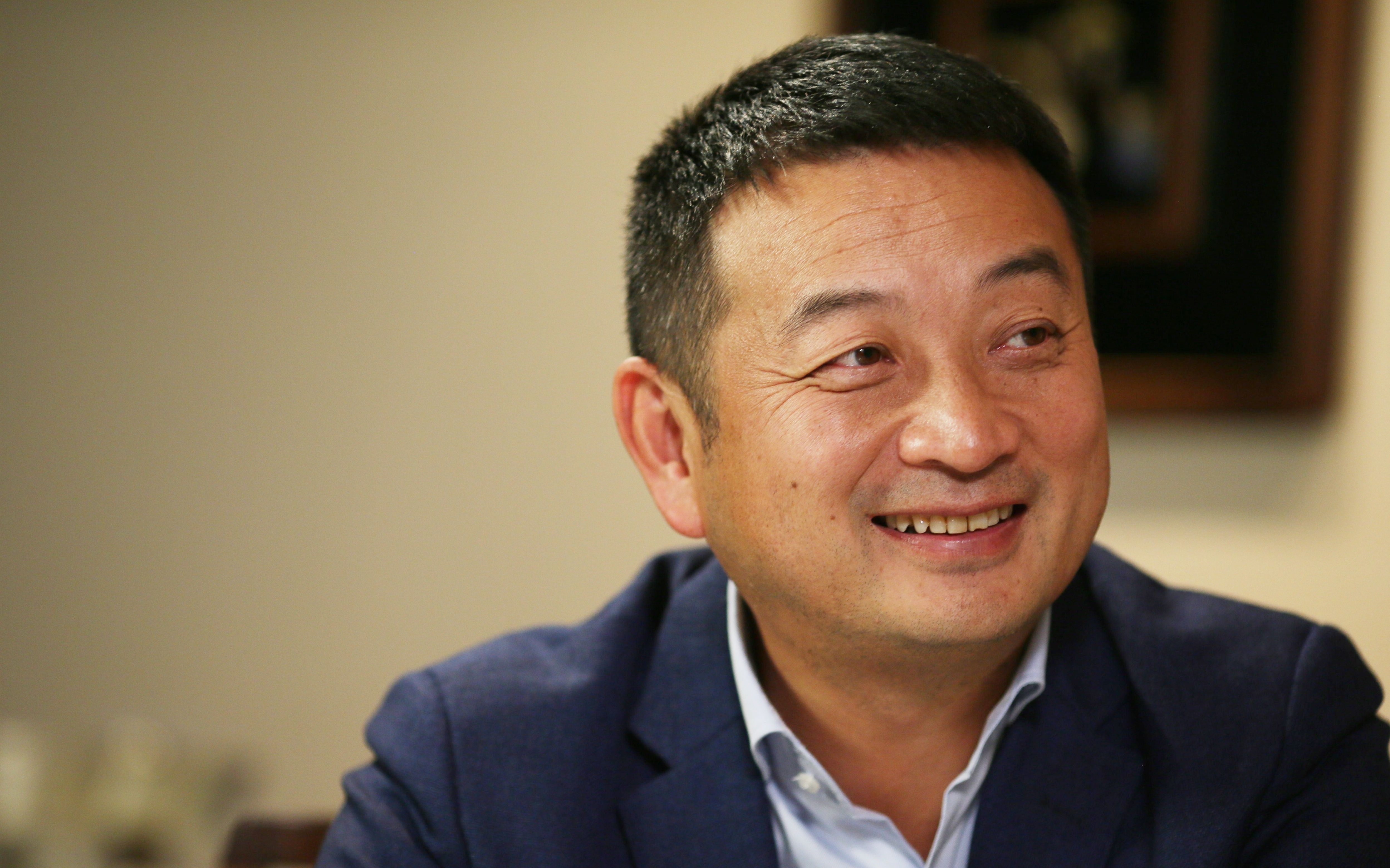 "豁出去"的梁建章能否再救携程?|至少一个小时对话梁建章正片