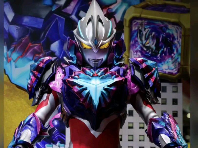 亚刻奥特曼银河装甲形态在暗影状态下太帅了