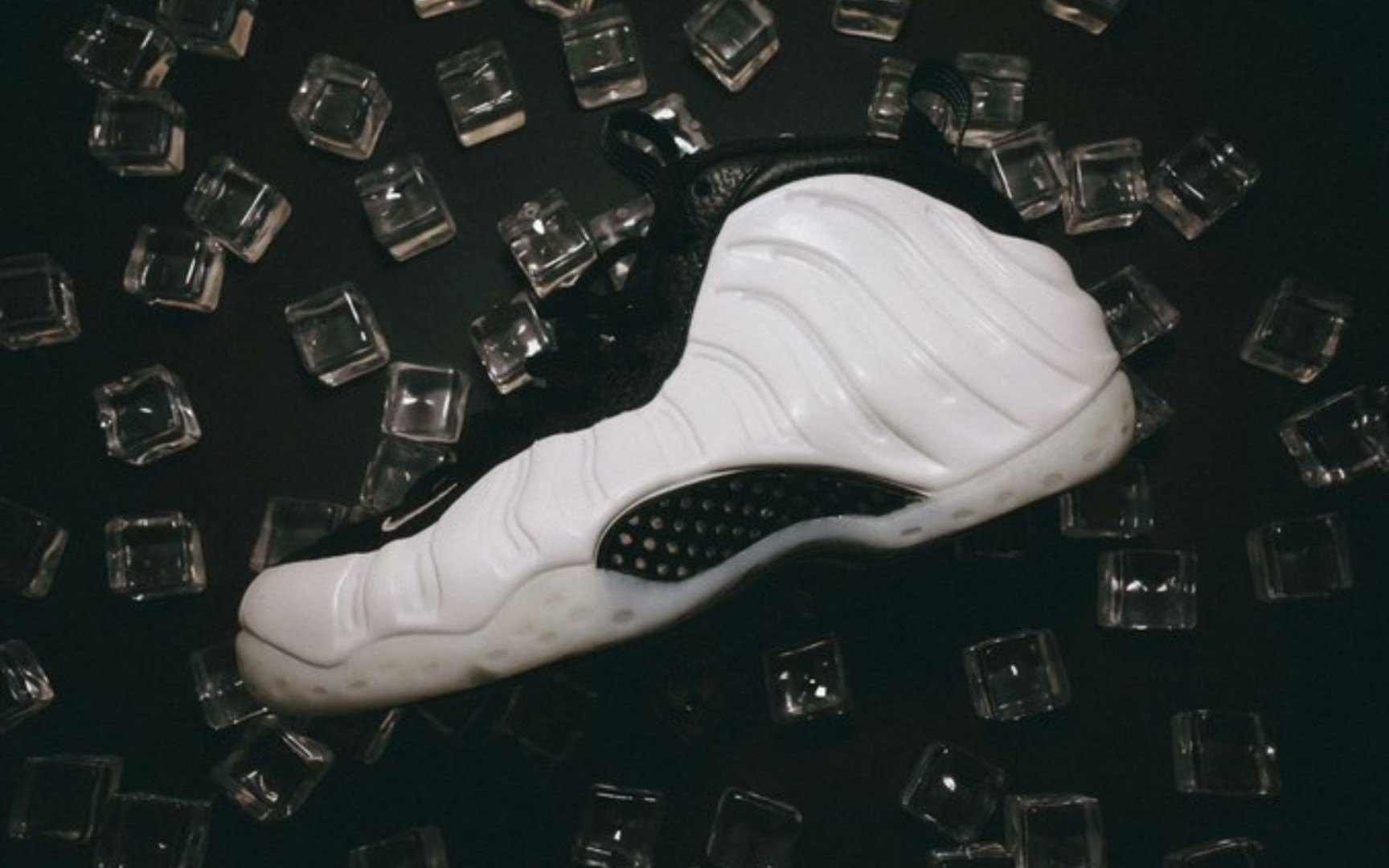 最新球鞋资讯 喷泡 液体白 aj4 green 库里11 阿甘新配色