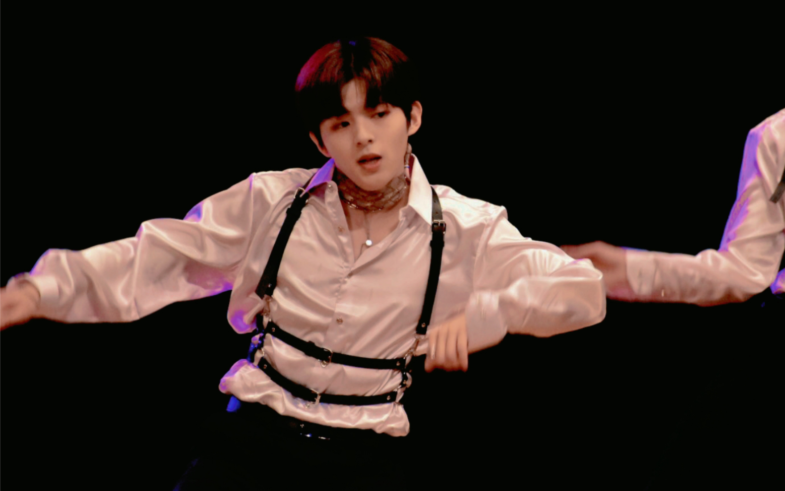 【井汲大翔/高清舞蹈合集】特别表演cover舞台之《mic drop》&《kick