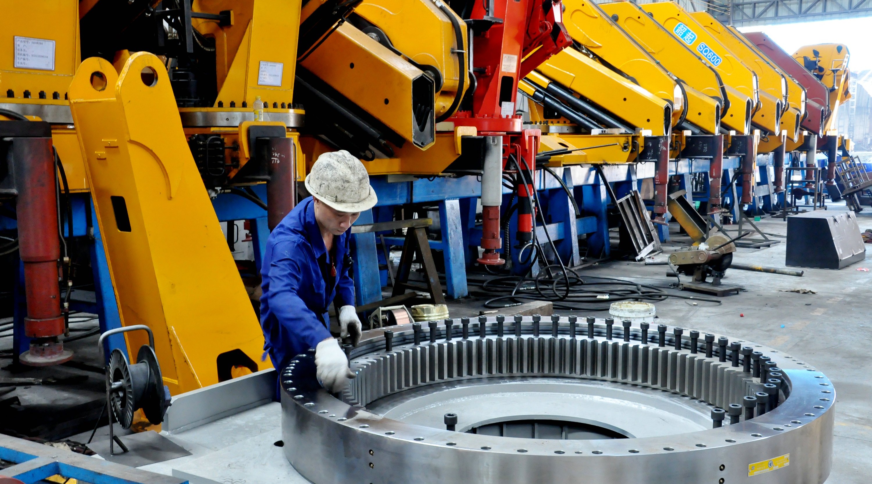 【照理说事】中国制造业有哪些隐忧?未来10年,我们最发愁这种人_哔哩