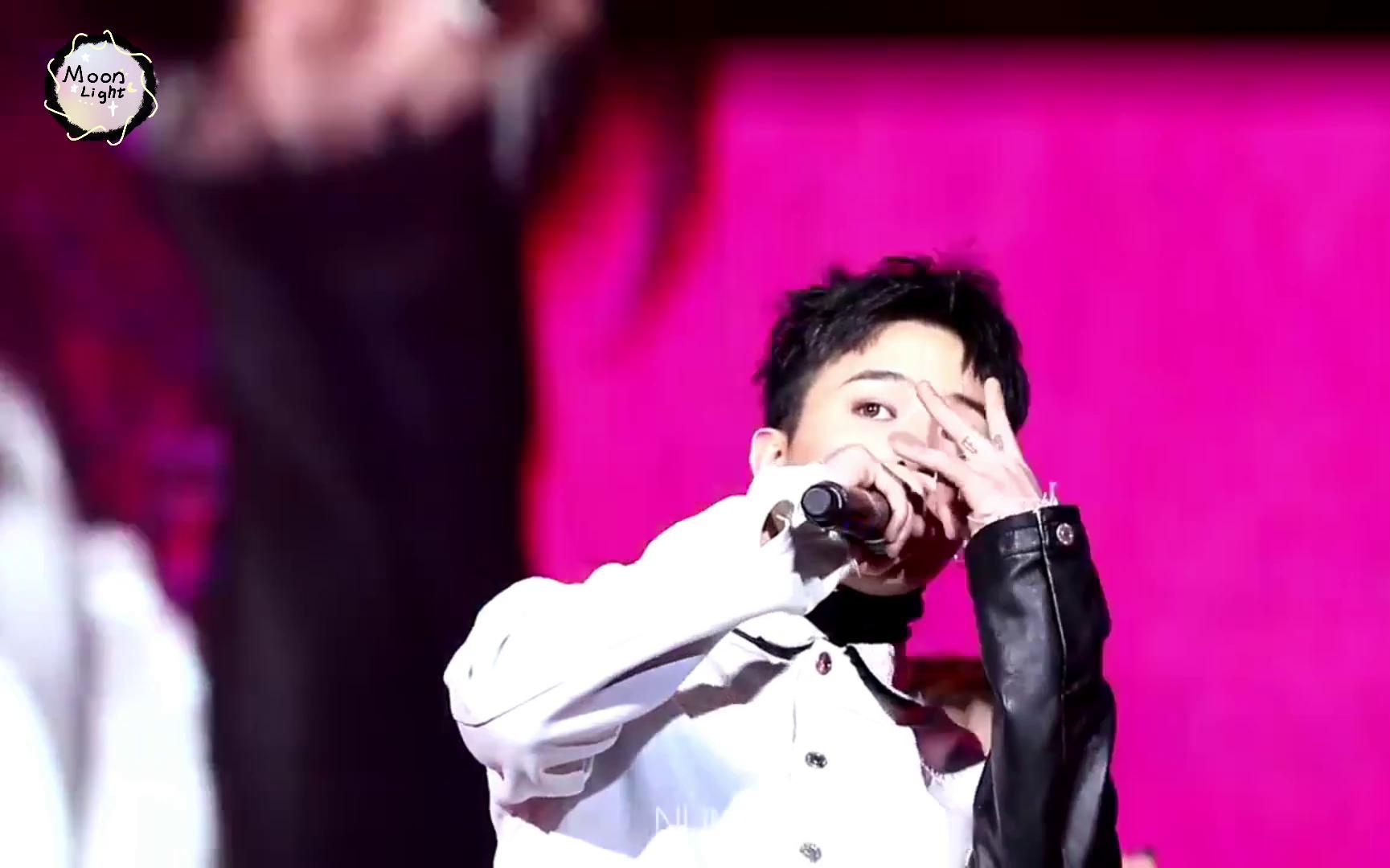 活动作品权志龙2016年goodboy南京场直拍