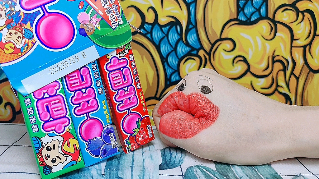 趣味零食,和贪吃果子一起吃比巴卜泡泡糖,超软泡泡糖,真好吃