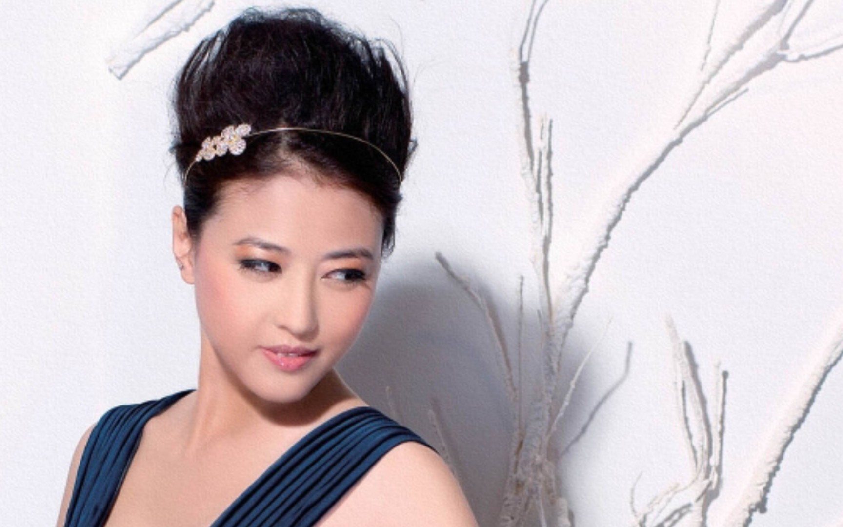 我的爱豆我安利,大美女周海媚就很好看就很棒哦!