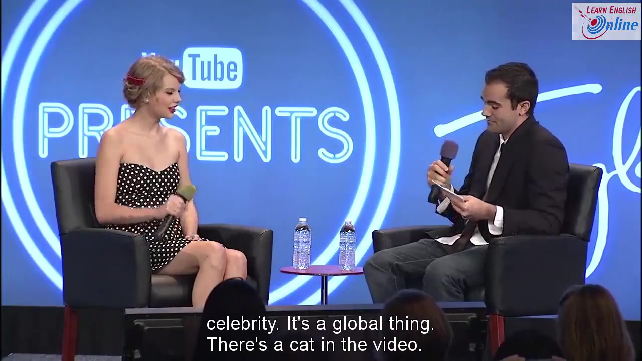 [图]和泰勒斯威夫特学英语采访Learn English with Taylor Swift Talk Show - English Subtitles