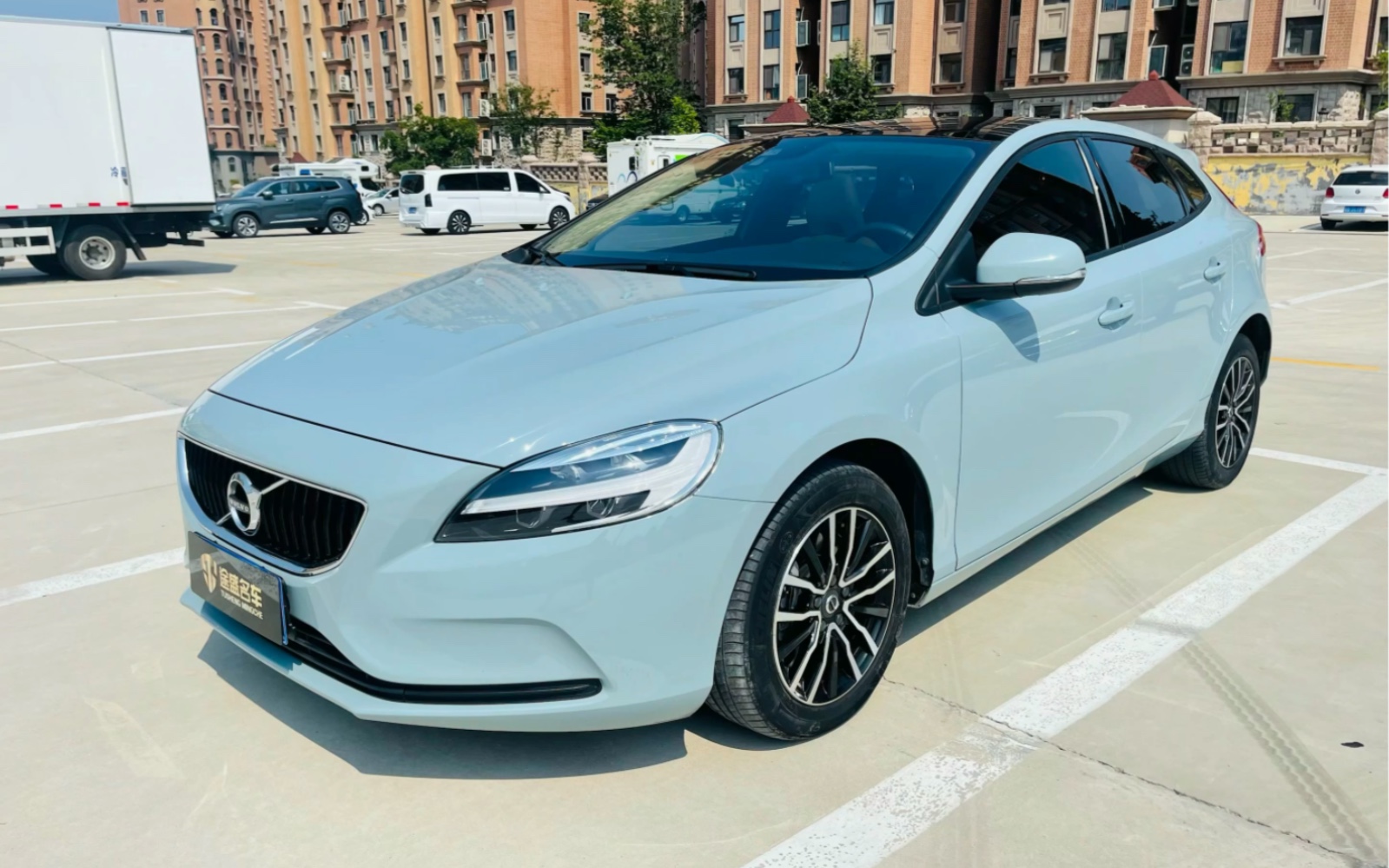 亚马逊蓝沃尔沃v40,最好看的配色