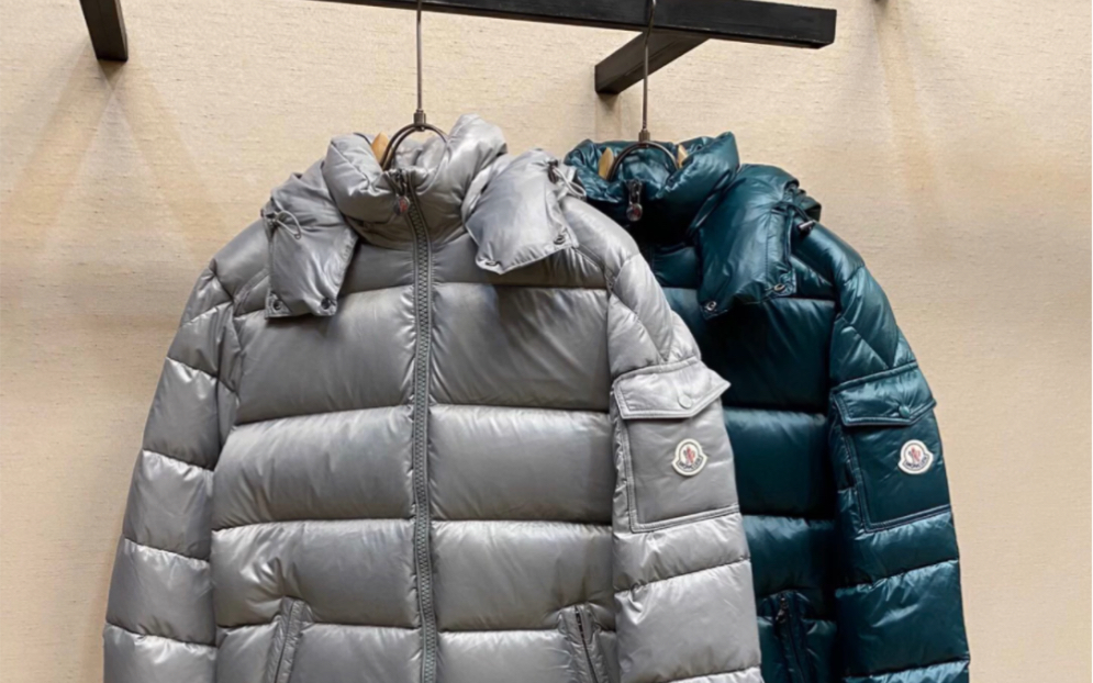 moncler蒙口高仿秋冬新款 mon玛雅系列 戴帽羽绒外套