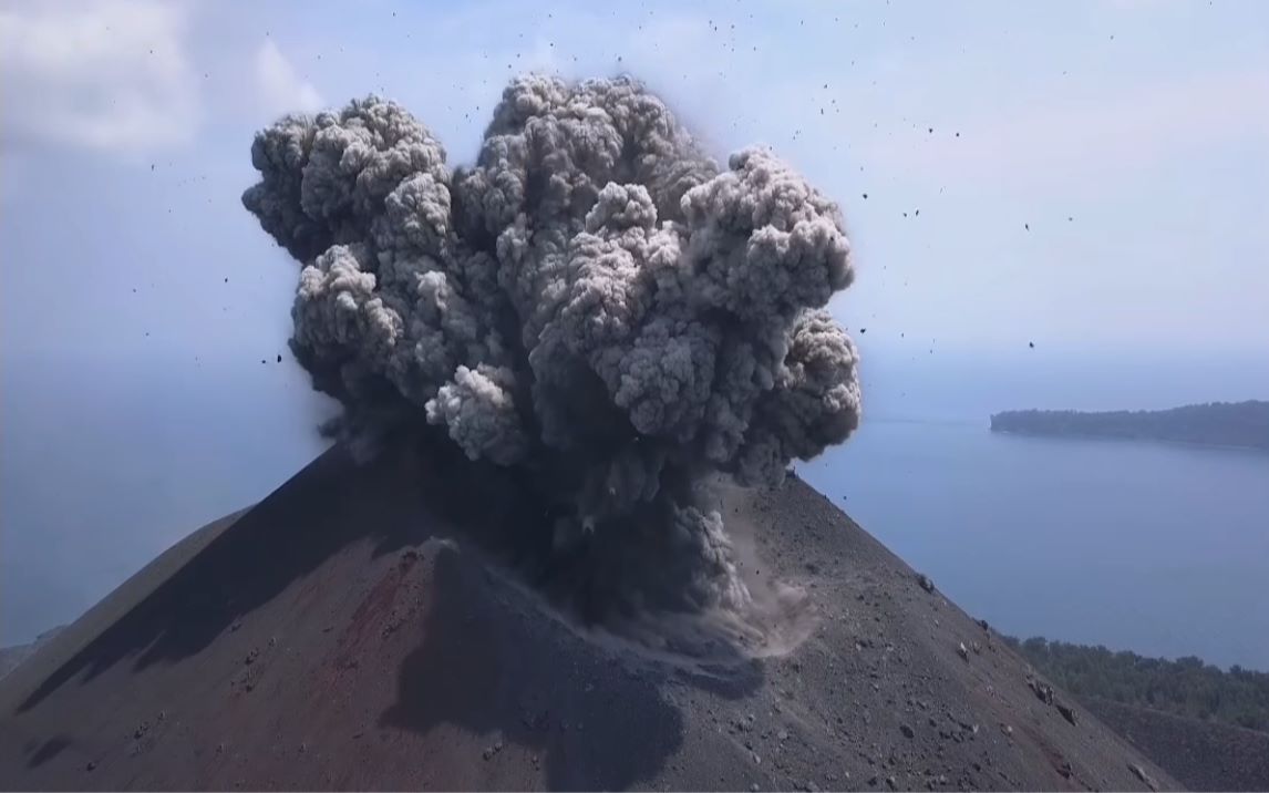 [图]壮观的火山喷发瞬间