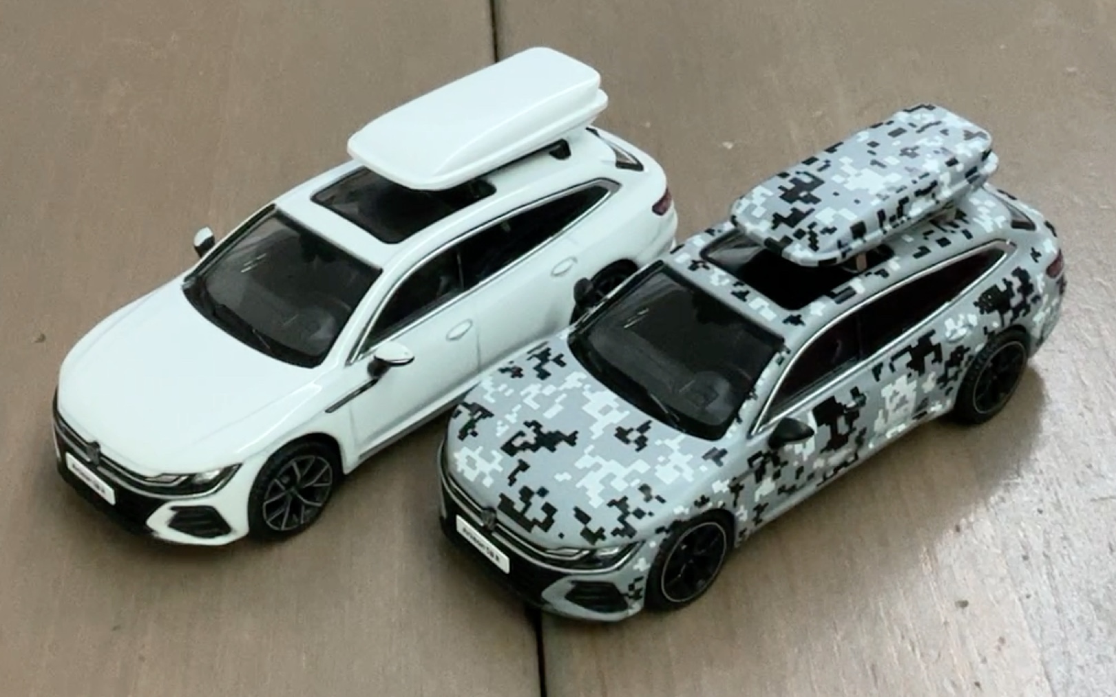 难以低调的数码迷彩 gcd大众arteon旅行车1/64合金车模新刷色