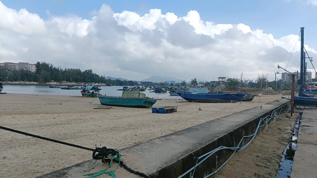 三亚土福湾渔村码头,渔家味十足_哔哩哔哩_bilibili