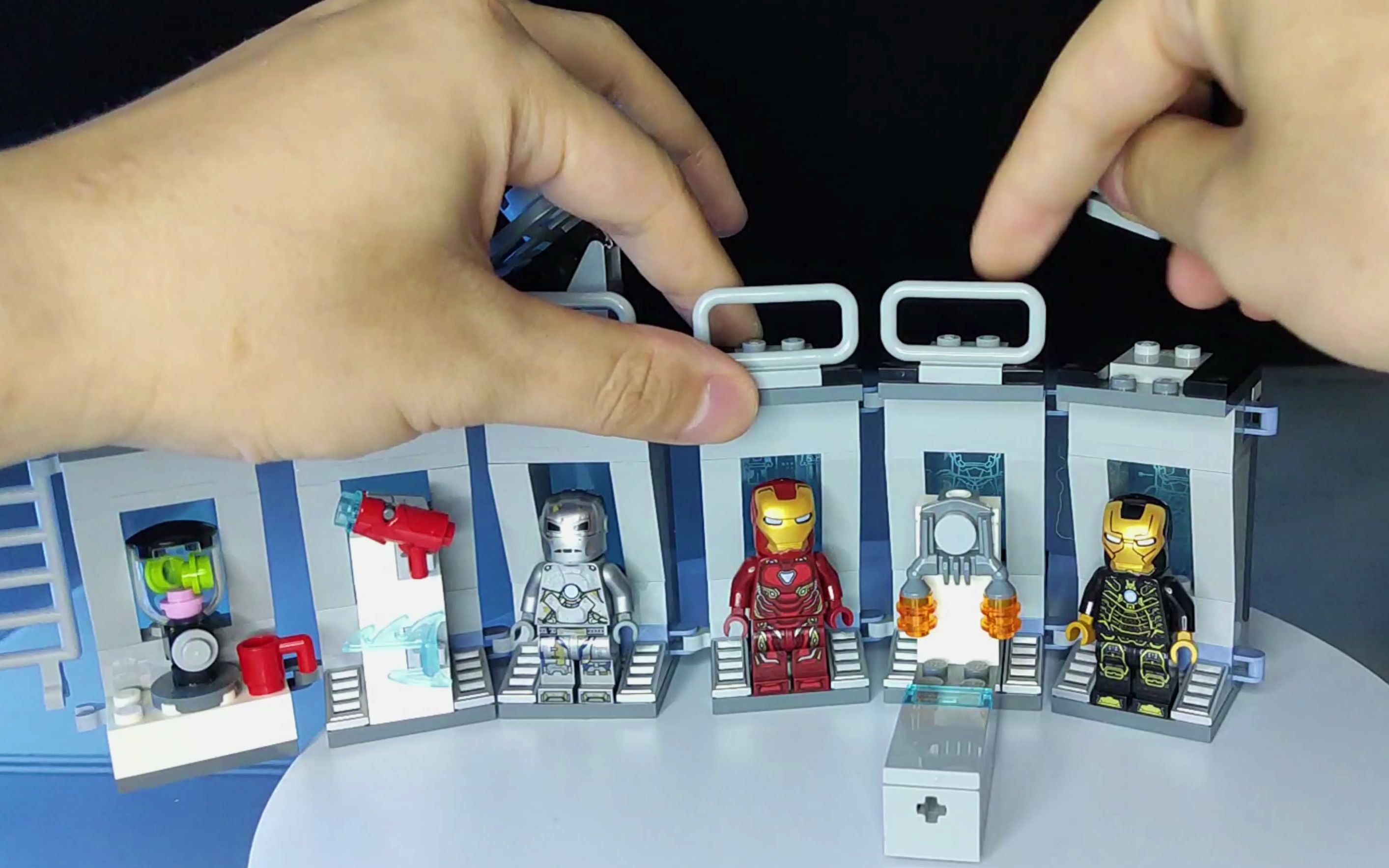 乐高 76125 钢铁侠机甲库