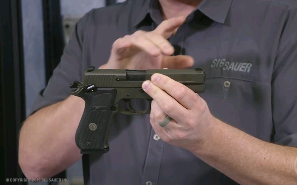 西格绍尔p220手枪介绍