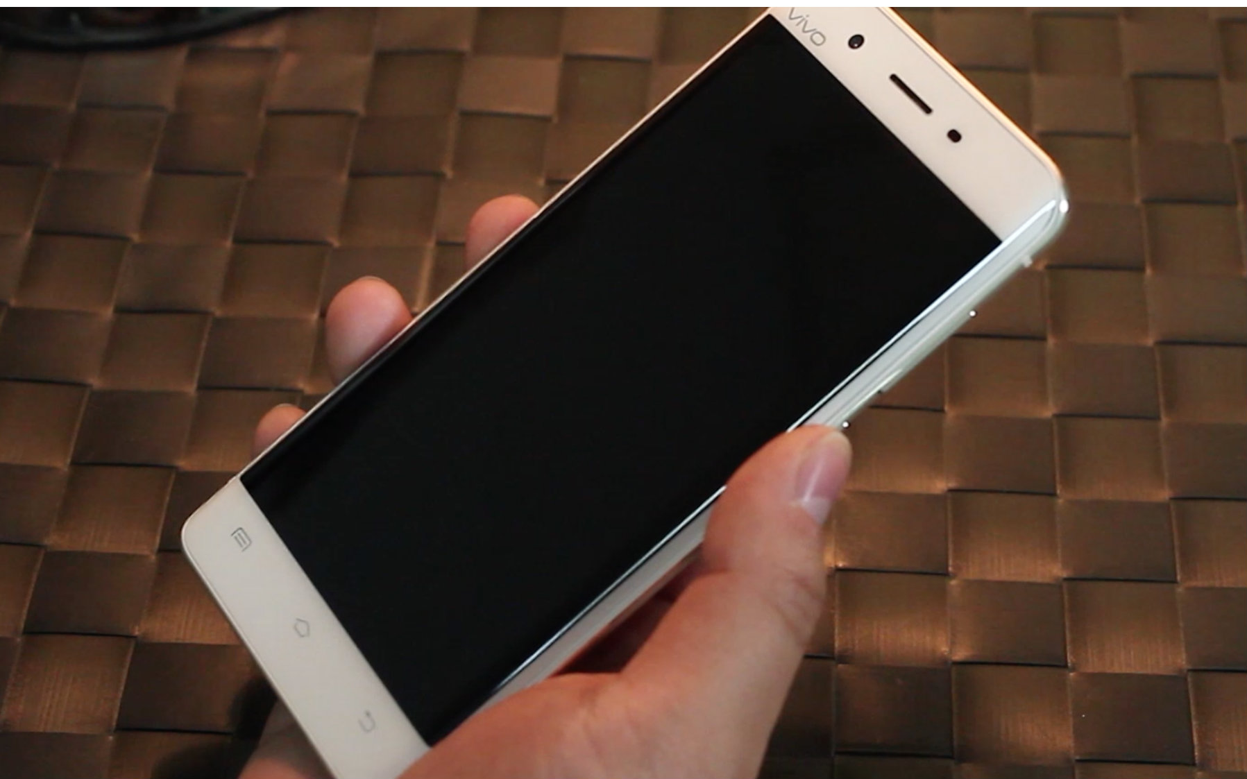 双曲面屏vivo xplay5上手体验_哔哩哔哩 (゜-゜)つロ 干杯~-bilibili