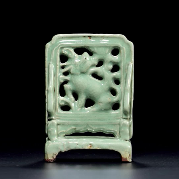 中国龍泉窯青磁雲龍文硯屏MR6299