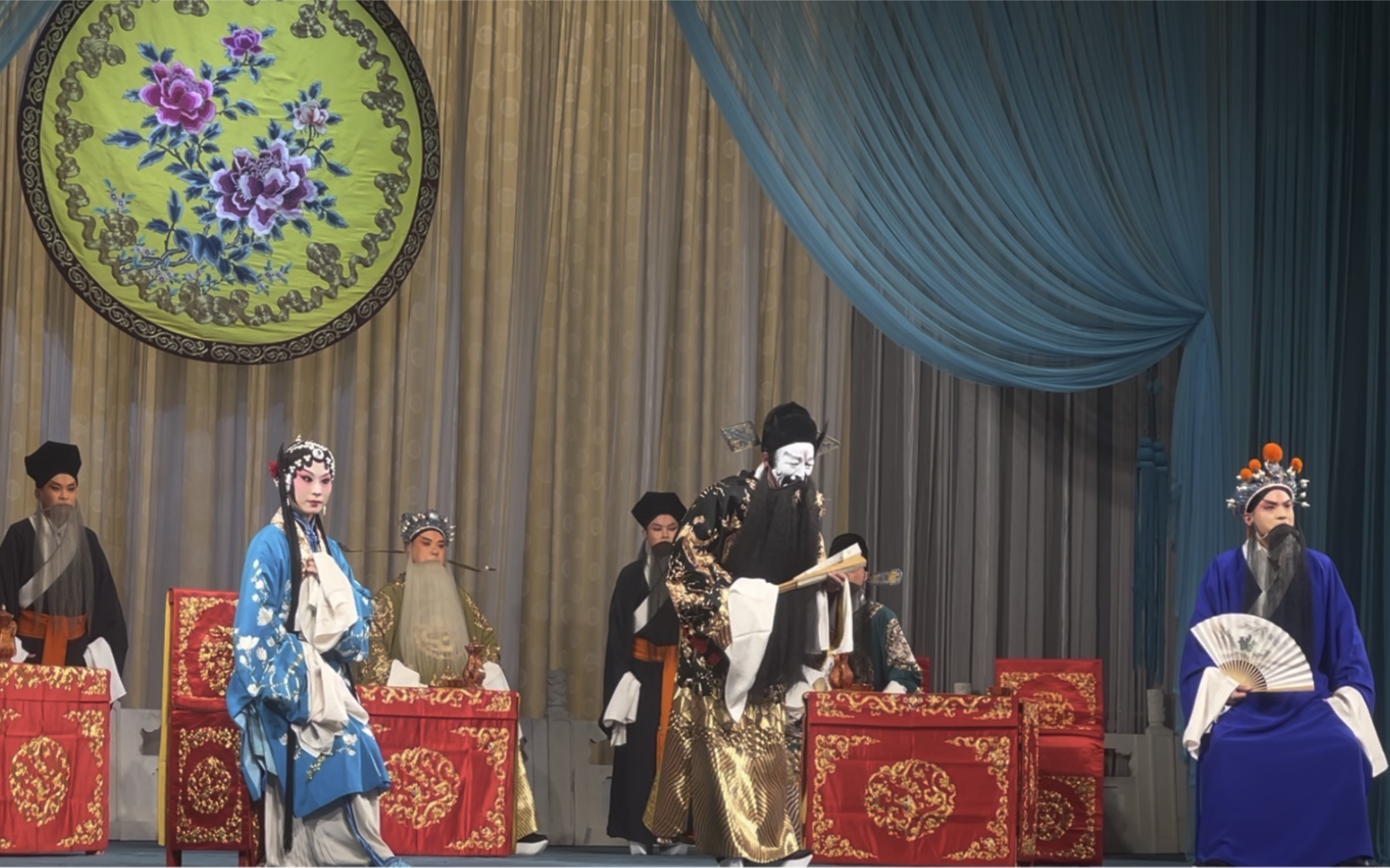 山东省京剧院红鬃烈马程派《算粮》