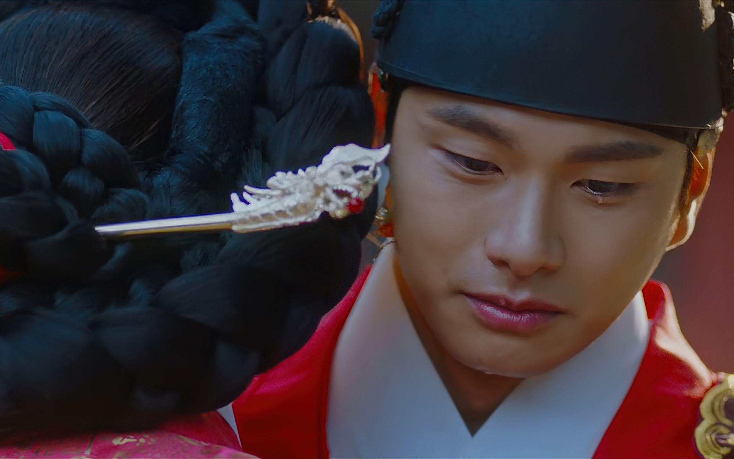 德鲁纳酒店09演员死后仍沉浸角色中附身流量明星上展现神演技