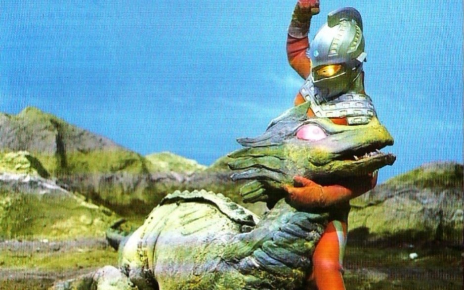 《移动的行星》赛文奥特曼vs机械怪兽力加.