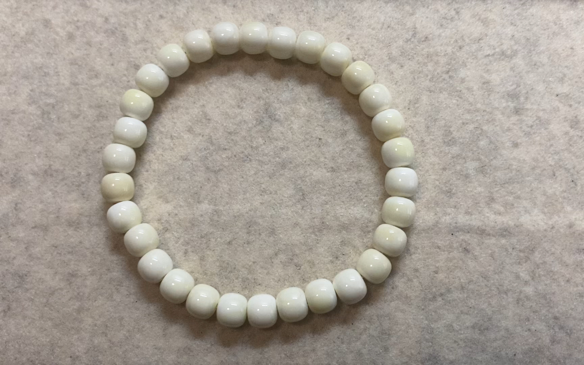 文玩手串盘起来!入手了一个猪牙手串,盘他!