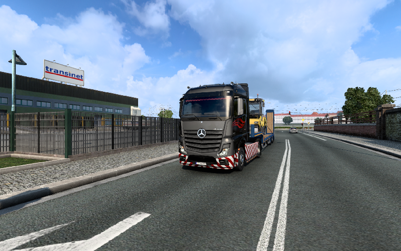 欧卡2奔驰1842运输压路机dyna cc-2200