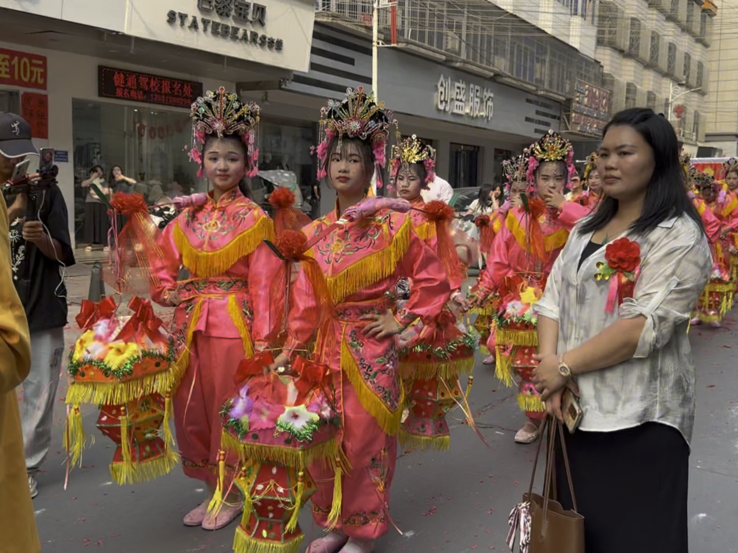 潮阳谷饶镇茂一(上埔洋村)吕族恭请宋朝大元帅香火队伍全程一览哔哩哔哩bilibili