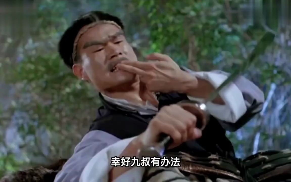 [图]1987年两壮男半夜垫脚走路，英叔一看便知有鬼，口气看完童年阴影《灵幻道士3》