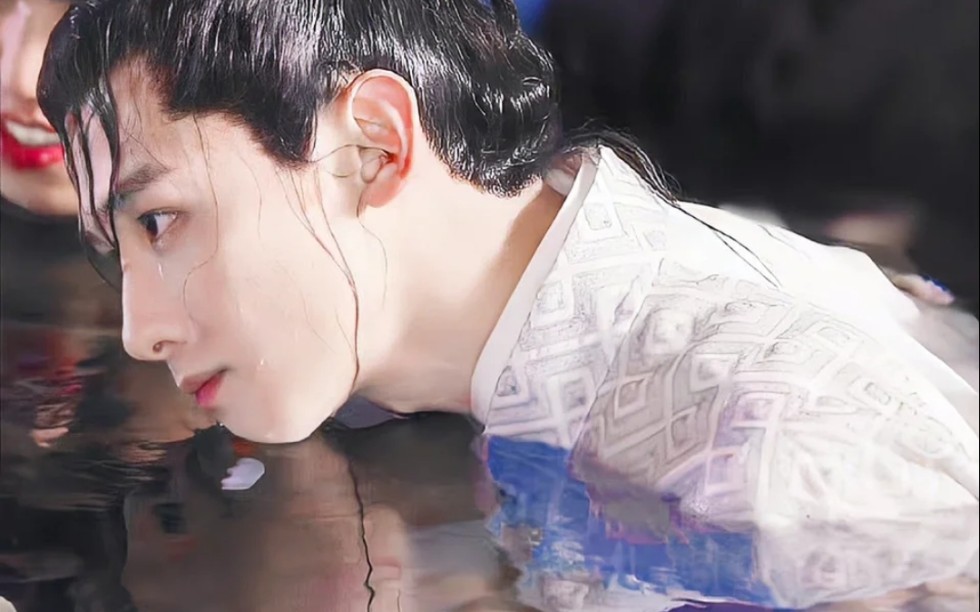 一入水就出神图是吧白敬亭