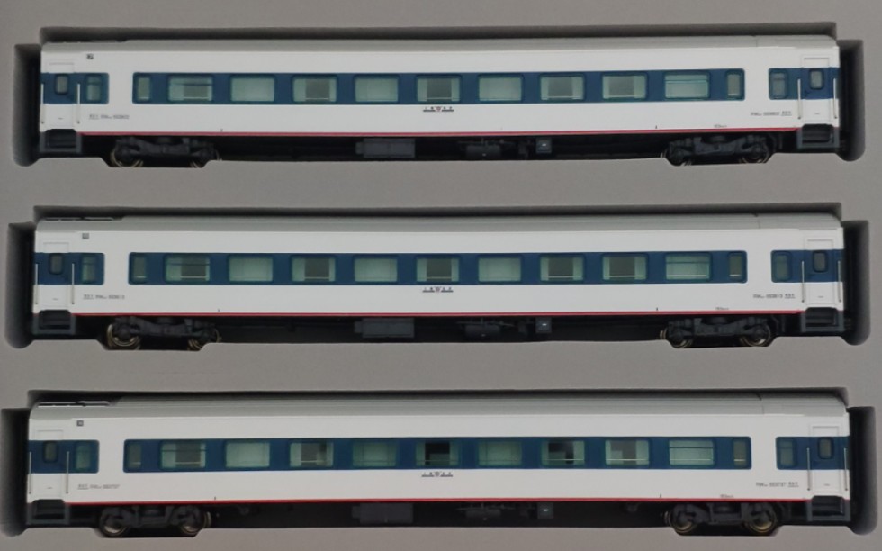 虽迟但到的庞巴迪客车bsp25t开箱迷拟堂产品