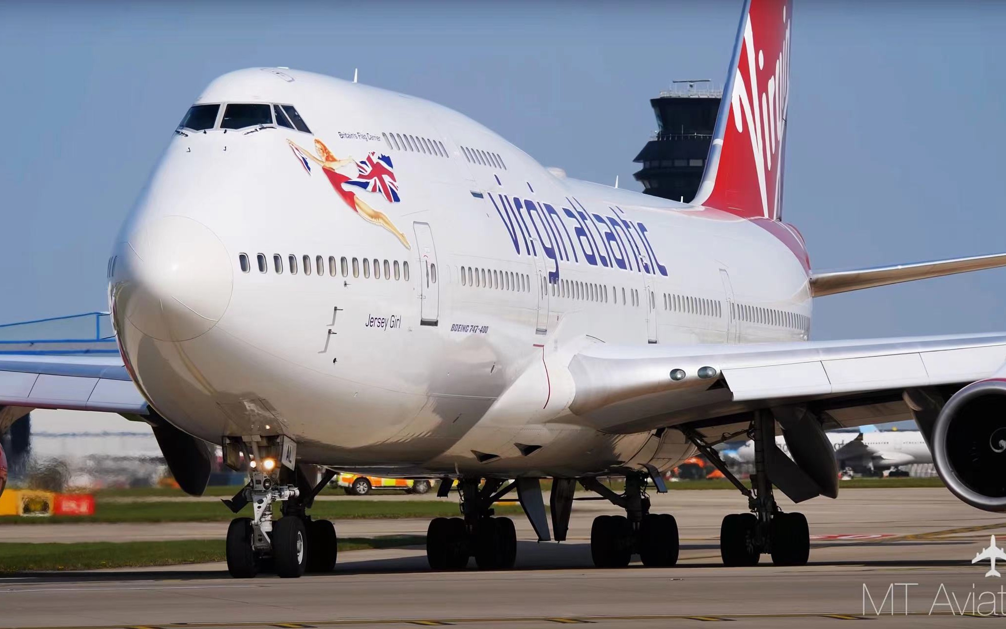 波音747-400ERF图片