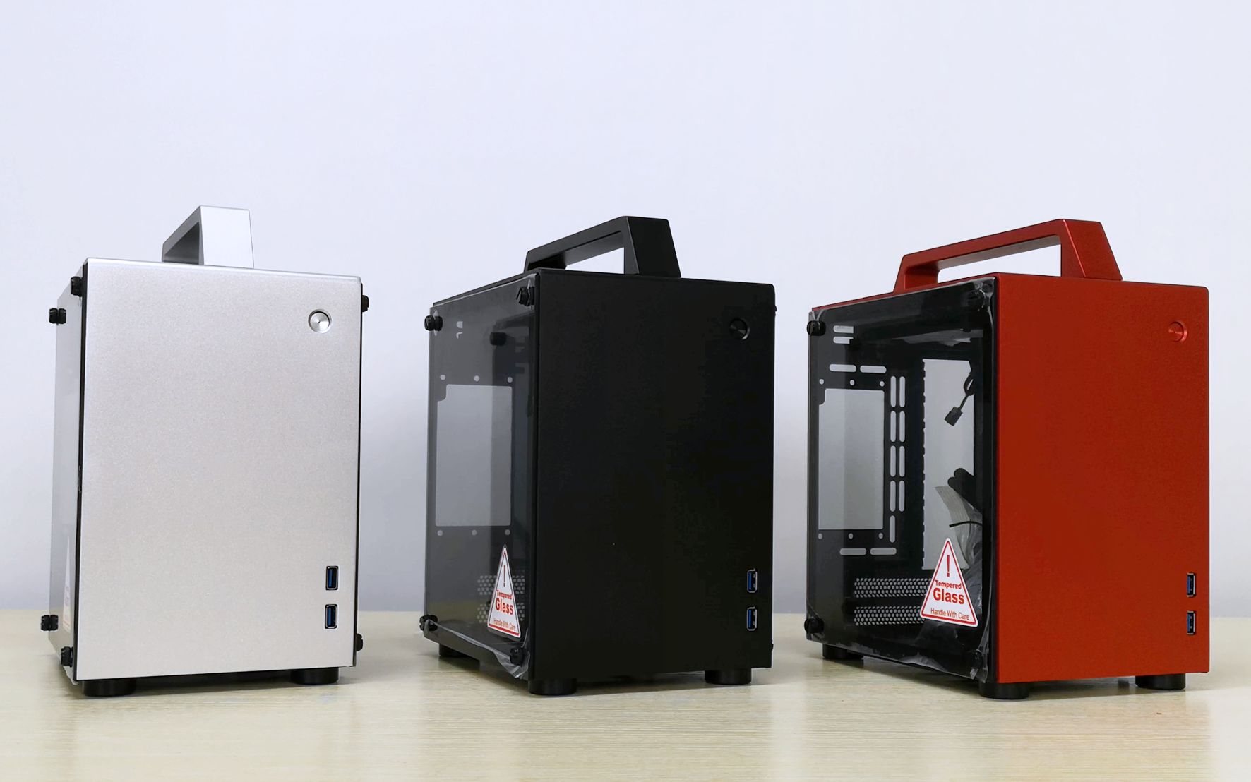 【itx机箱测评】乔思伯t8机箱的极简主义你get到了吗?