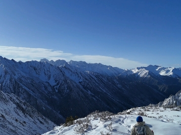 结斯沟穿山洞——沉浸式体验雪山哔哩哔哩bilibili