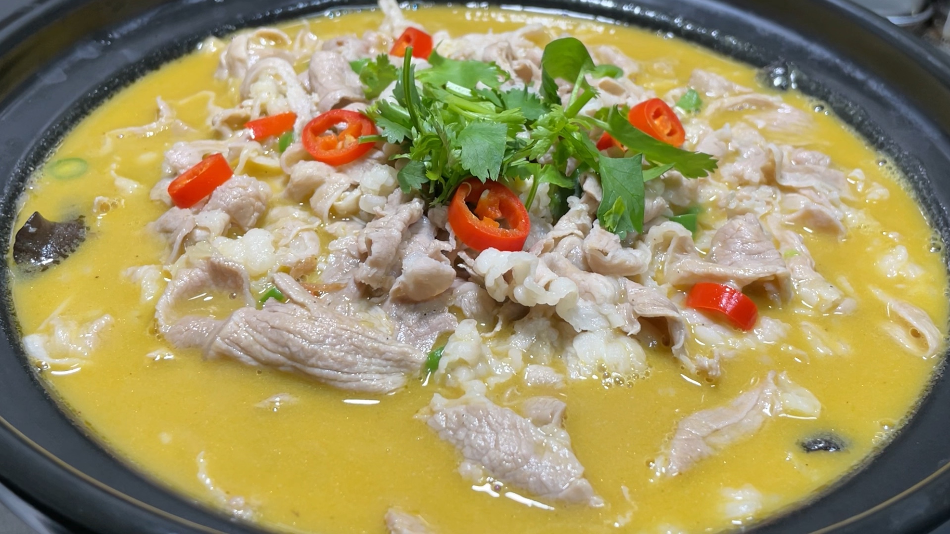 厨师长教你酸汤羊肉的家常做法,步骤详细,酸辣开胃下酒又下饭