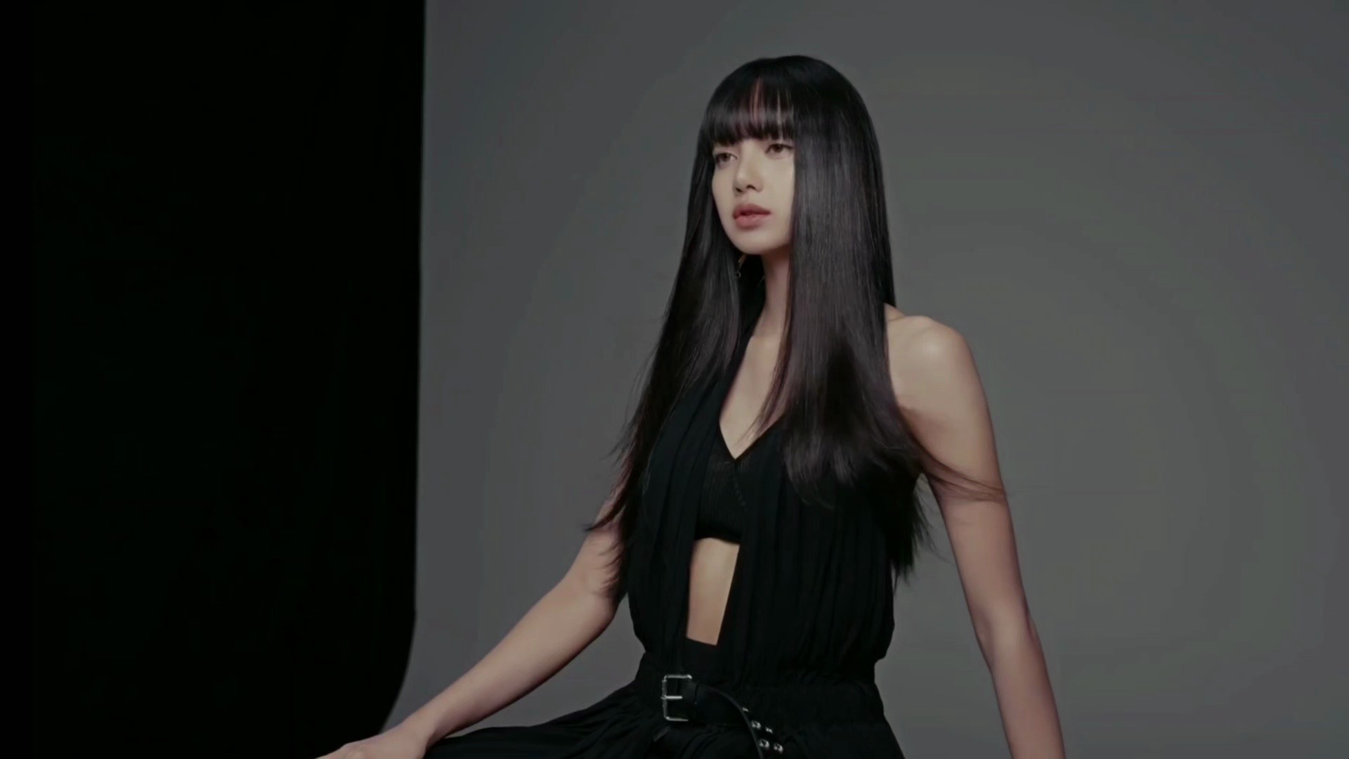 【4K】LISA * LOUIS VUITTON  LV全球代言人 240723哔哩哔哩bilibili