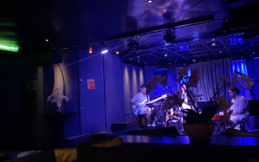 布鲁斯/蓝调酒吧现场表演