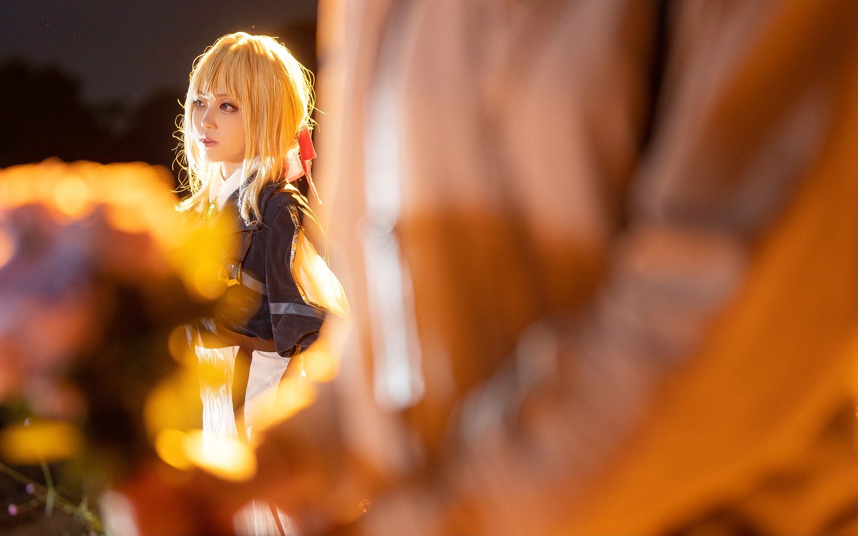 ""我想要知道,爱是什么!"70薇尔莉特╳基尔伯特71cos双人正片