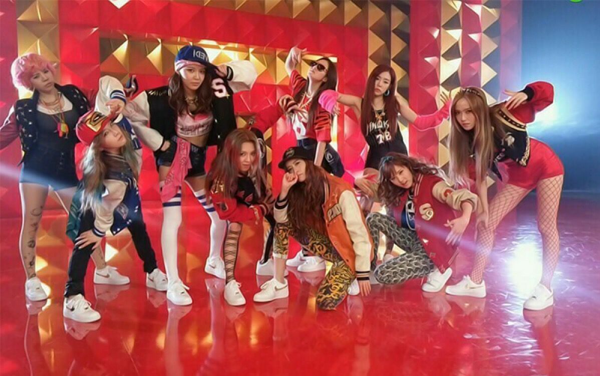 元旦文艺汇演 i got a boy_哔哩哔哩 (゜-゜)つロ 干杯~-bilibili