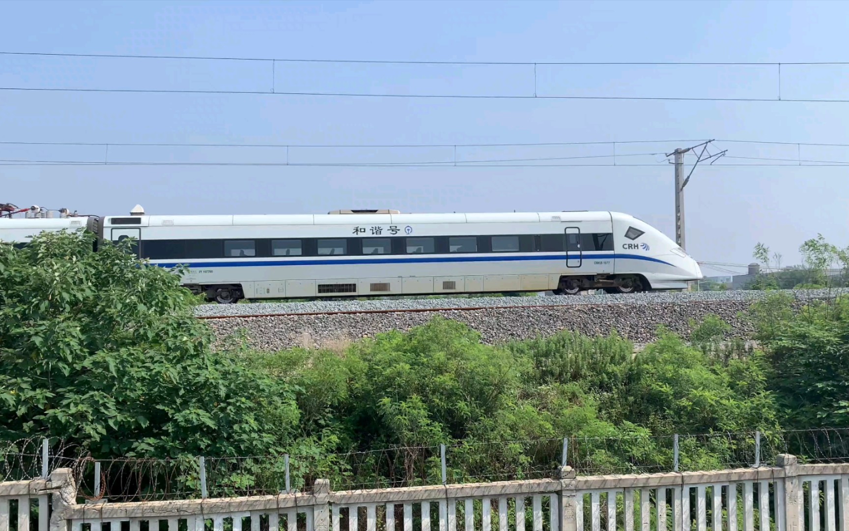 c3891 扬州—上海 crh1b-1077