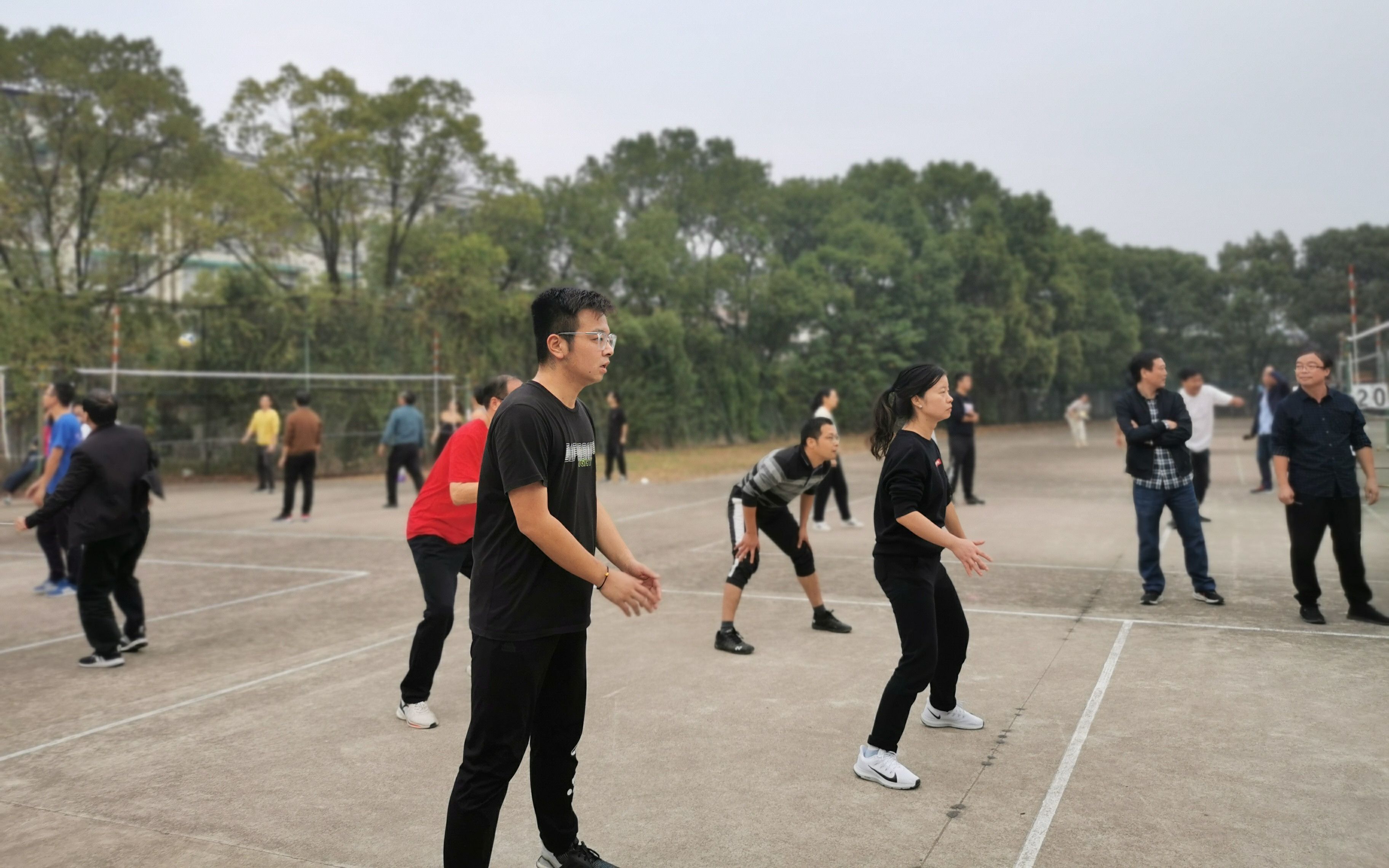 语文组排球赛剪影丨“即便是我,也能打出最帅气的排球”哔哩哔哩bilibili