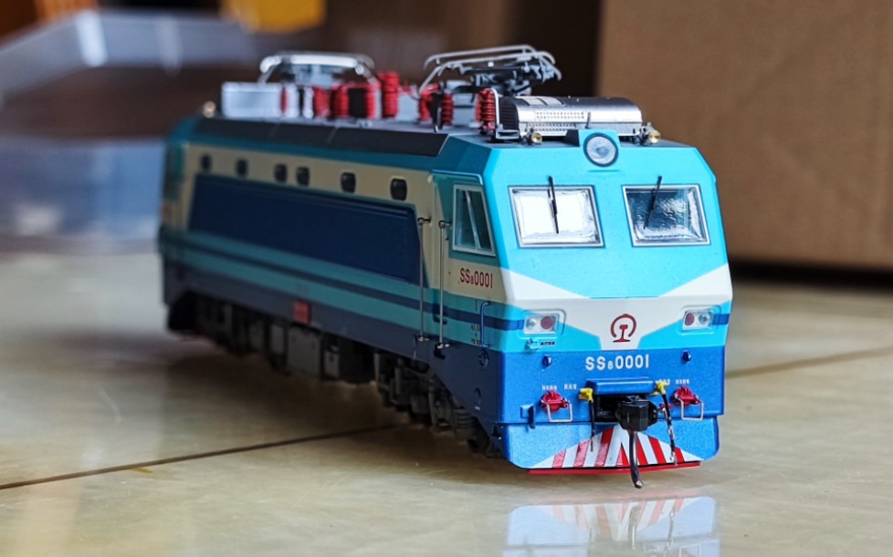 1435火车模型 ss8 韶山8型电力机车 广铁广段0001 到付 收货 简单的一