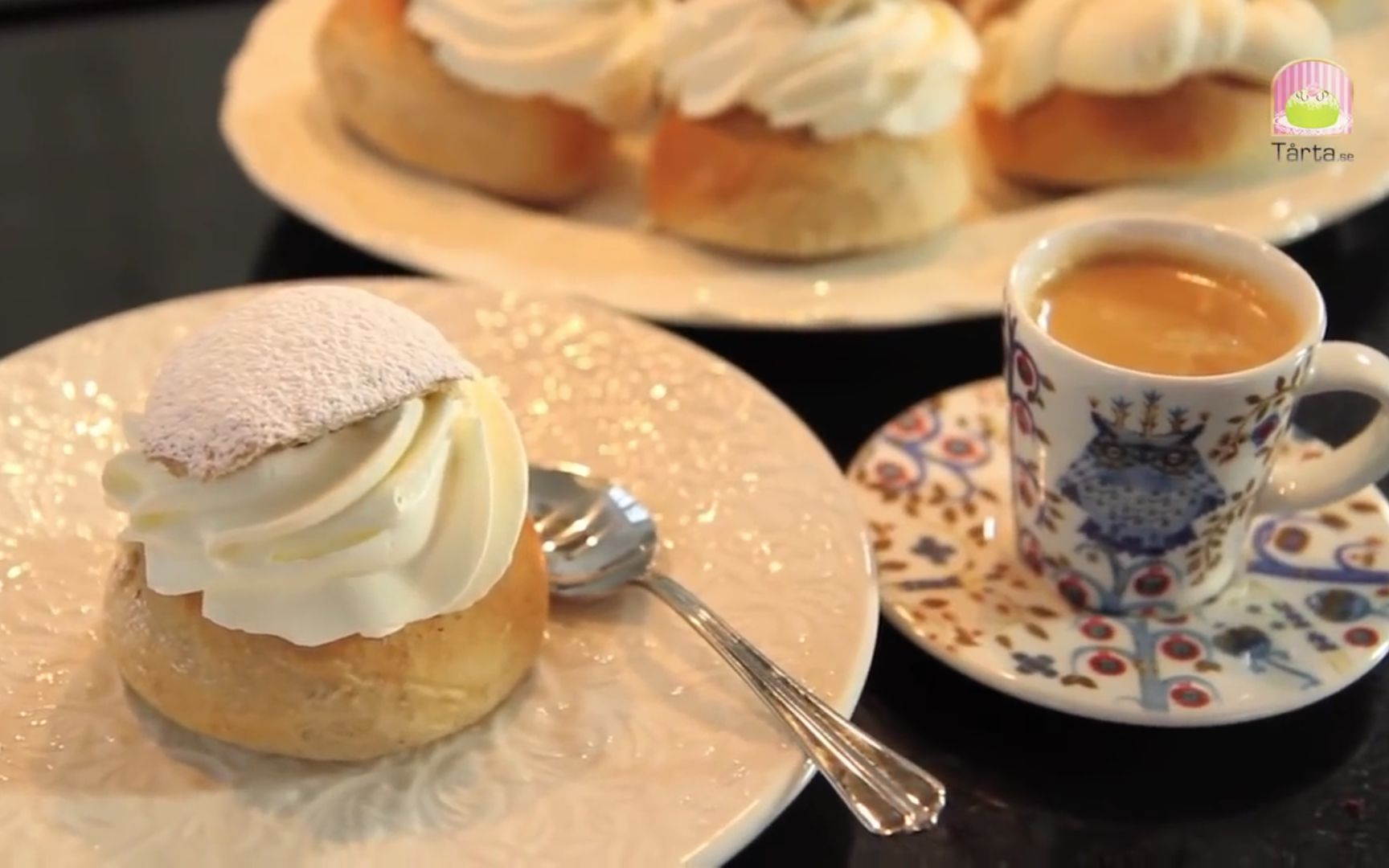 瑞典甜品 semla杏仁豆蔻奶油包 马上就是吃semla的日子fat tuesday